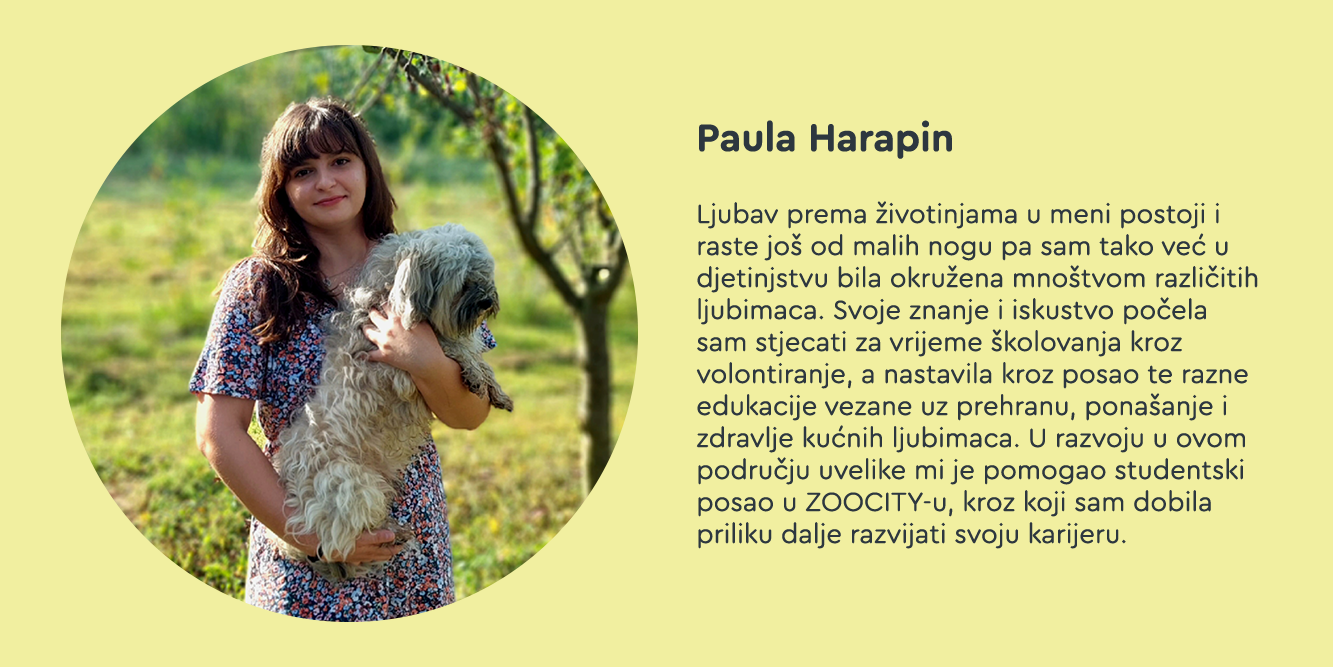 edukatorica i autorica članka Paula drži svog psa u naručju
